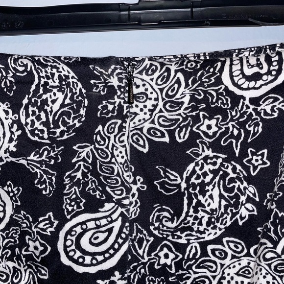 LAUREN Ralph Lauren paisley pencil skirt Women's Size 16 - Picture 2 of 3